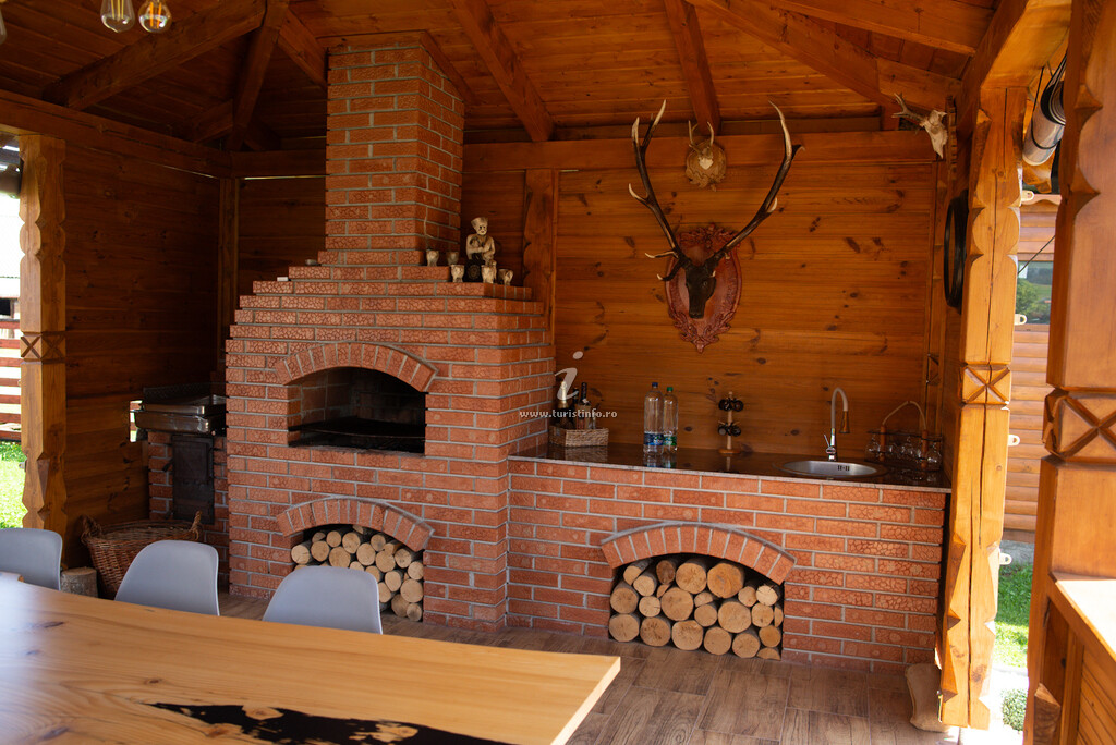 Camere de închiriat Mera House