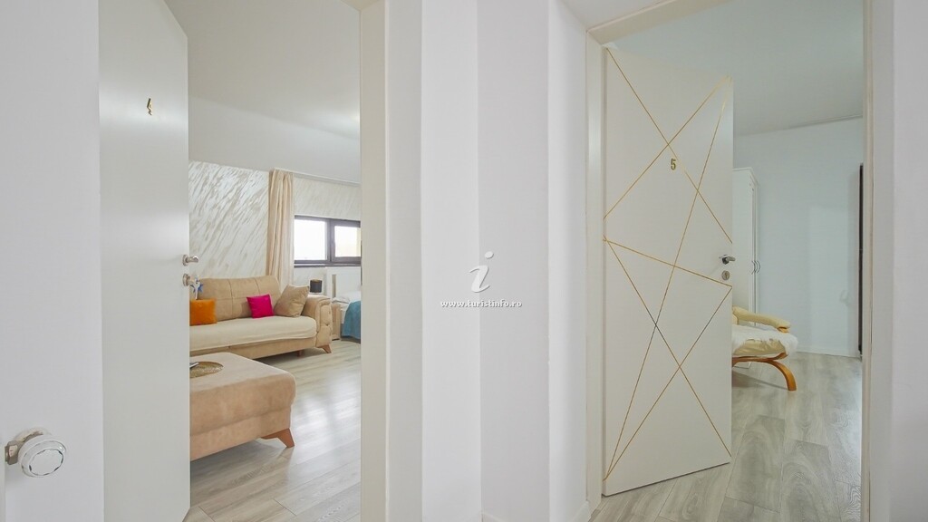 Apartament Suveranii