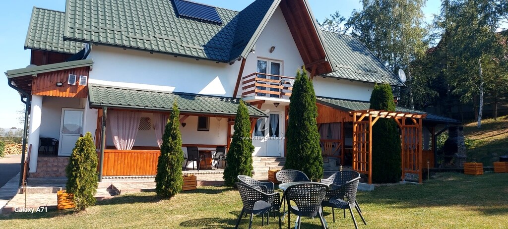 Pensiunea Vârfu cu Dor