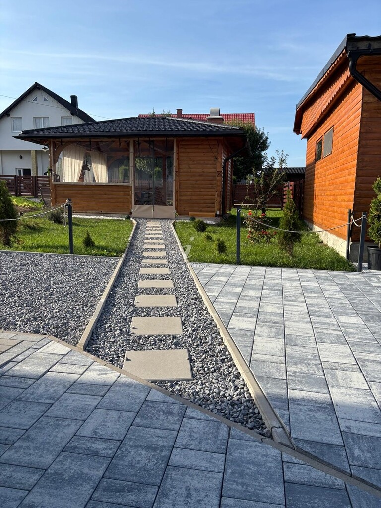 Camere de închiriat Mera House