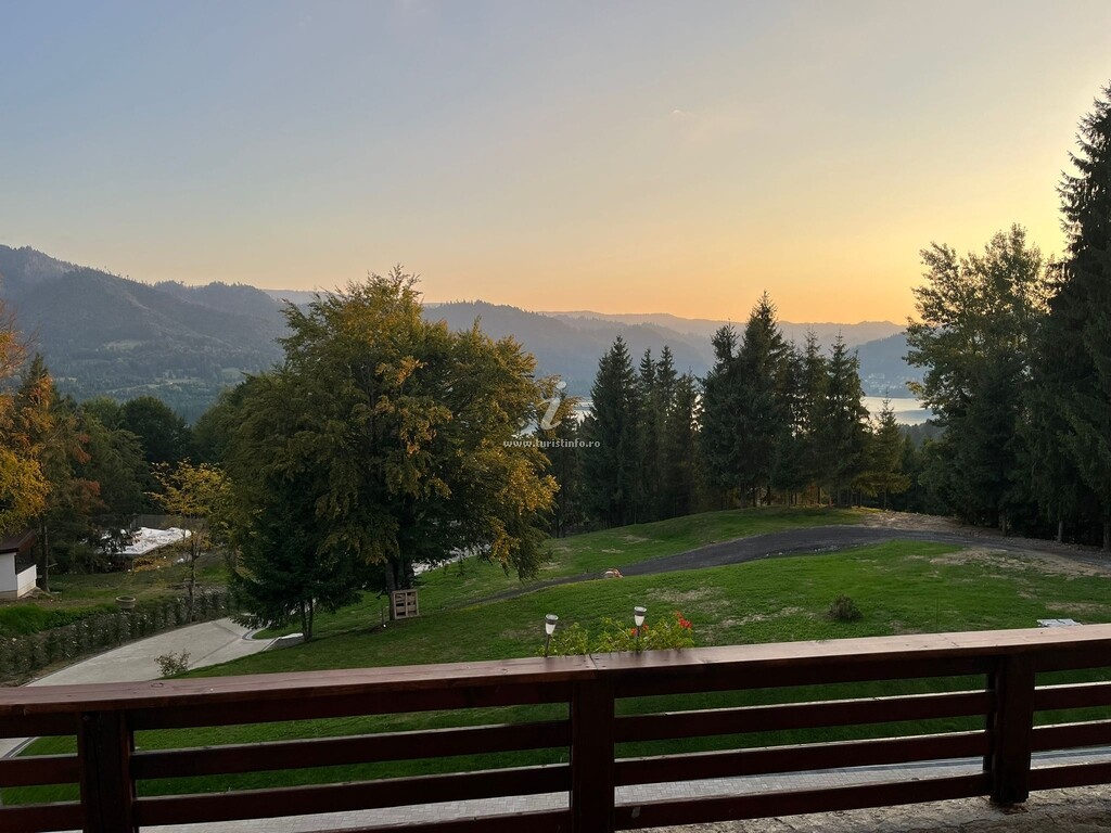 Pensiunea Lac Colibița