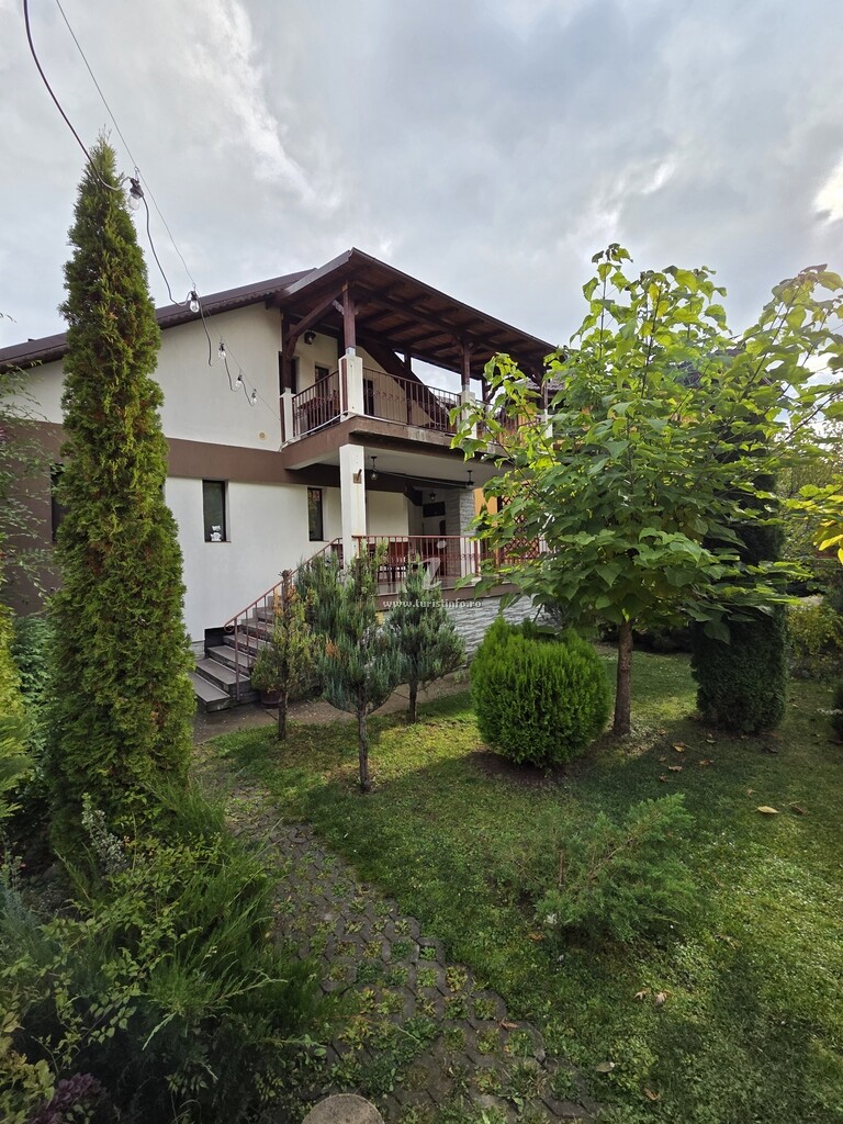 Casa Poiana 2