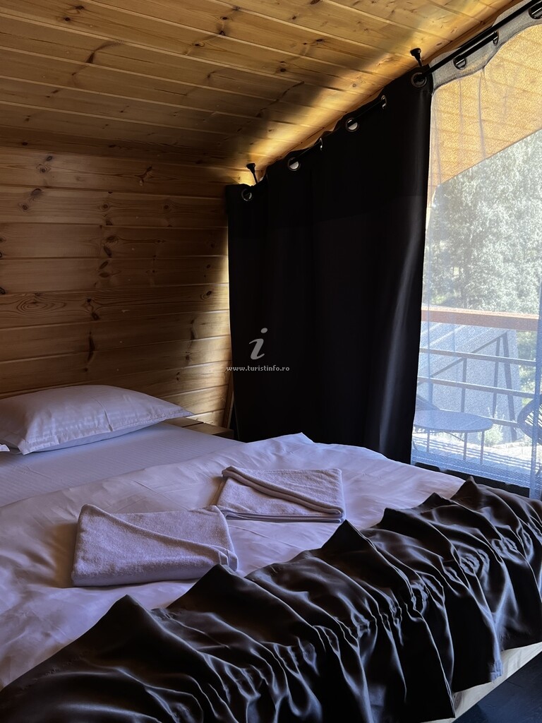 Bungalow-uri Krusta Panoramic Resort