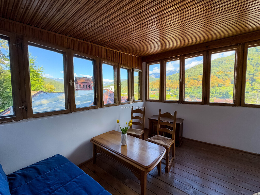 Camere de închiriat Brazilor