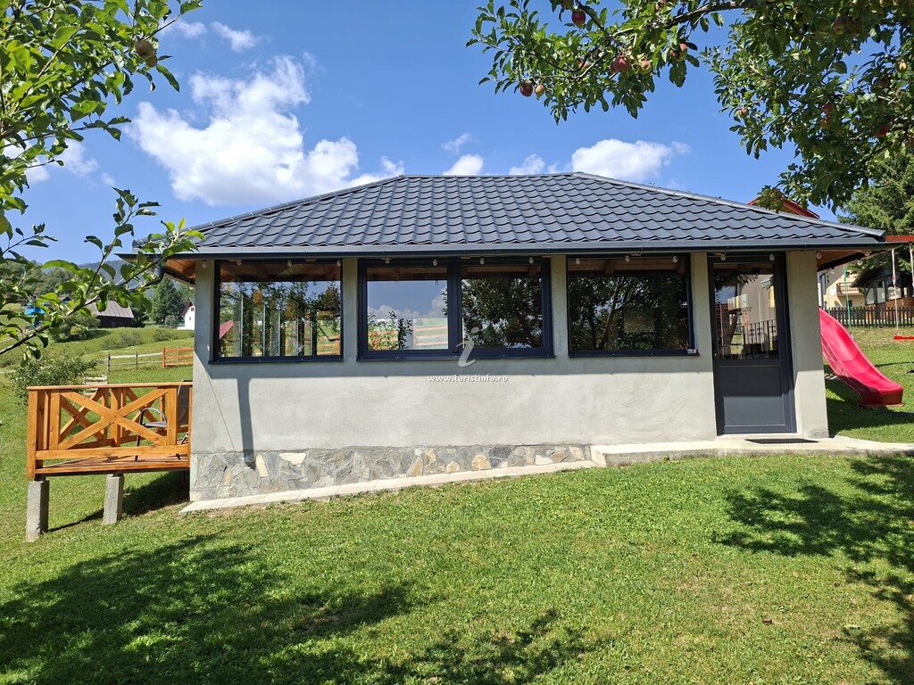 Casa Felinarul Munților