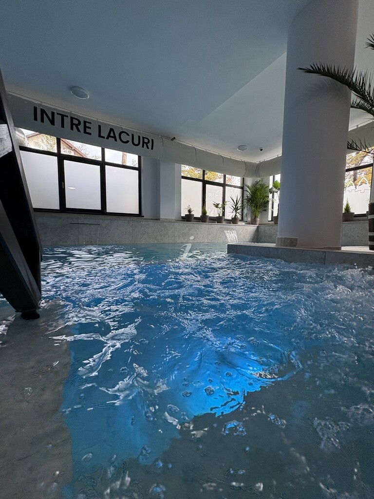 Vila Între Lacuri