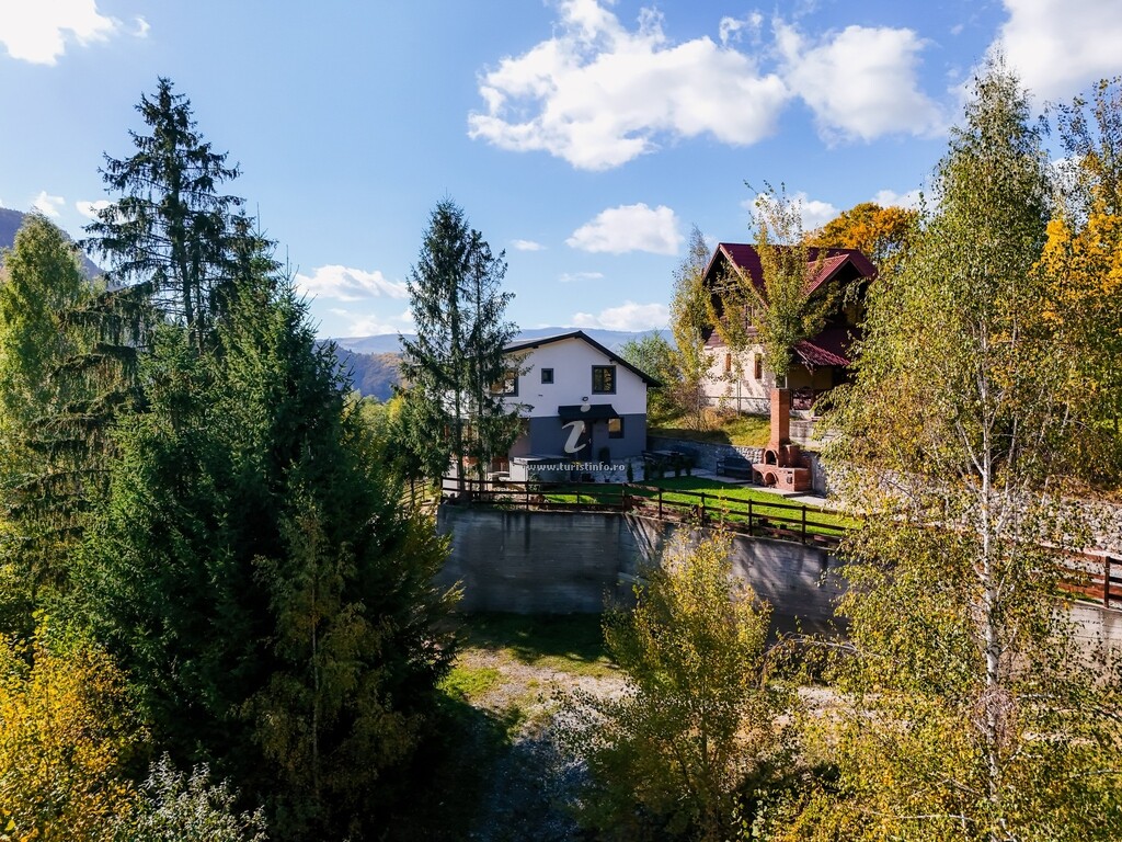 Casa Familiei