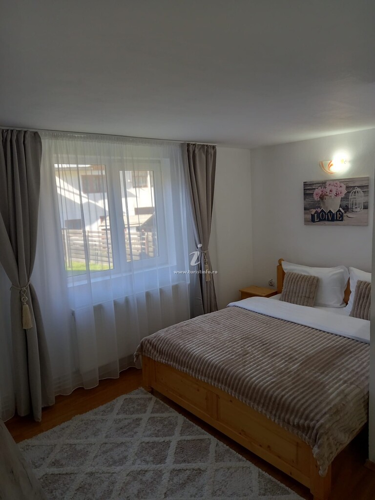 Vila Muguraș de Primăvară