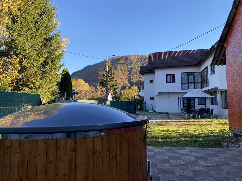 Casa Avram