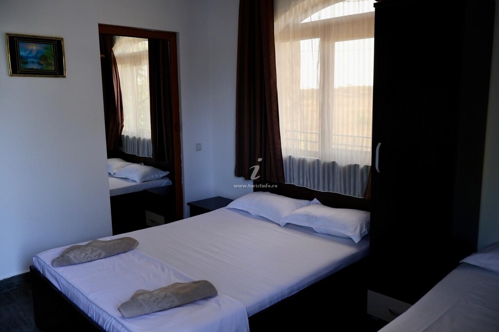Camere de închiriat Duly