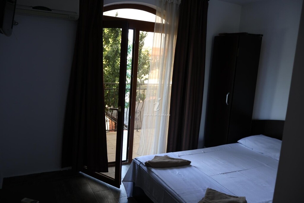 Camere de închiriat Duly
