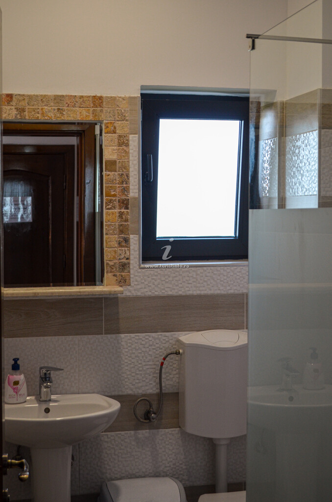 Camere de închiriat Romsil Guesthouse