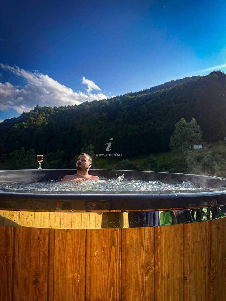 Cabana Moon Chalet