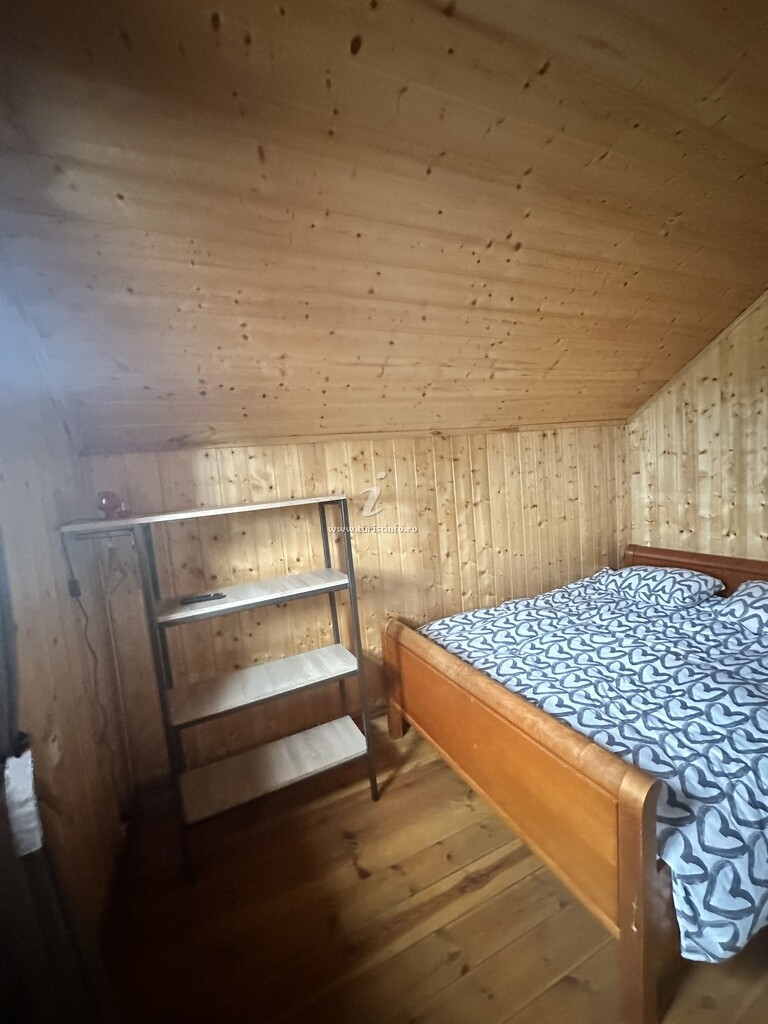 Camere de închiriat Casa Julie
