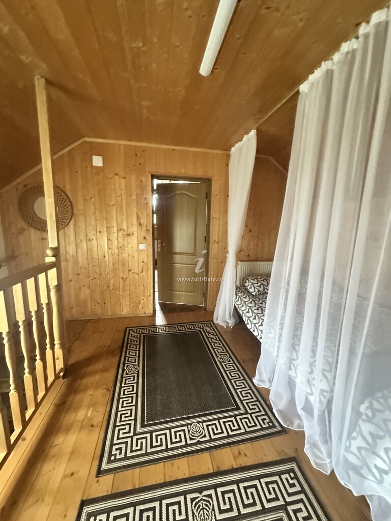Camere de închiriat Casa Julie