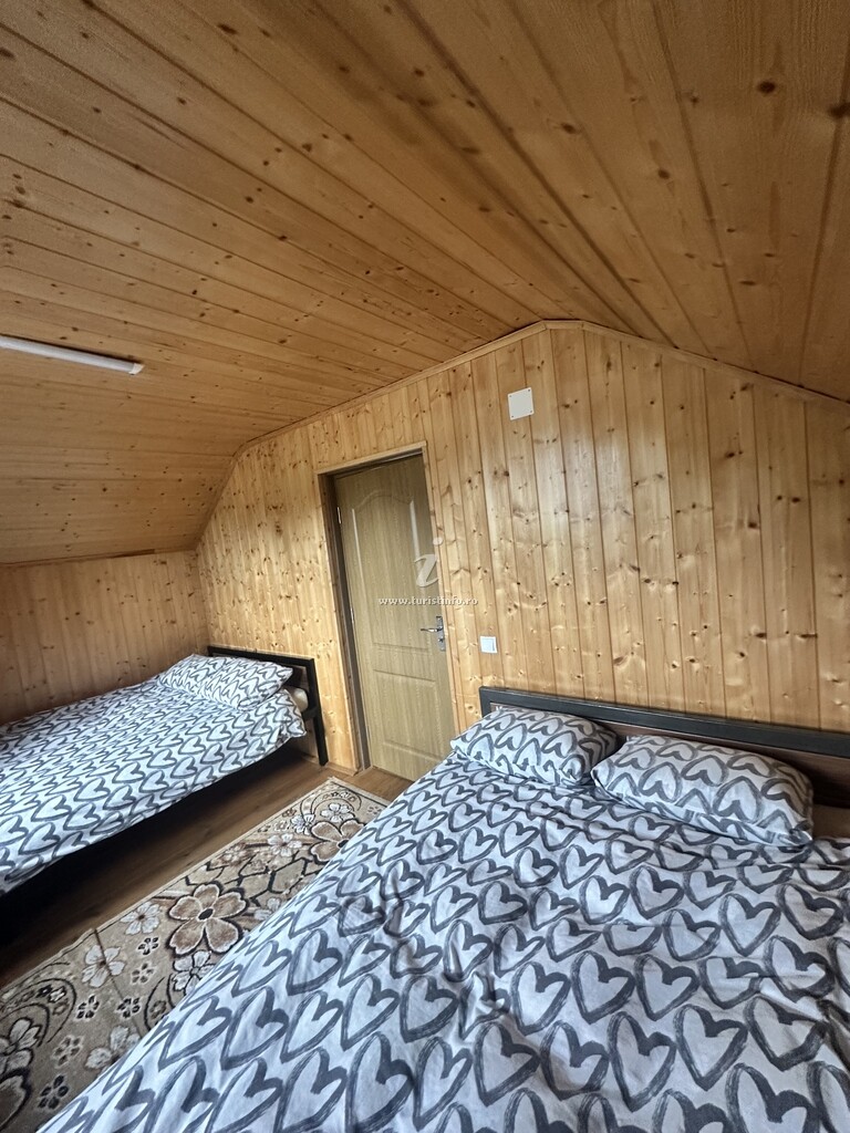 Camere de închiriat Casa Julie