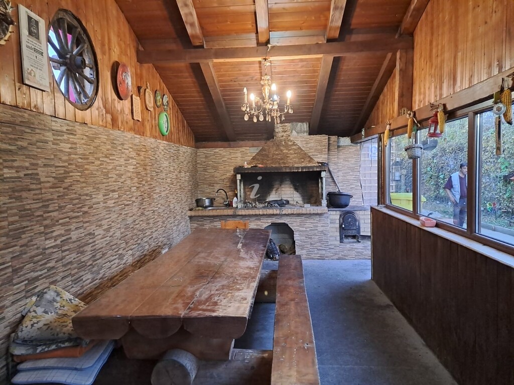 Camere de închiriat Casa Julie