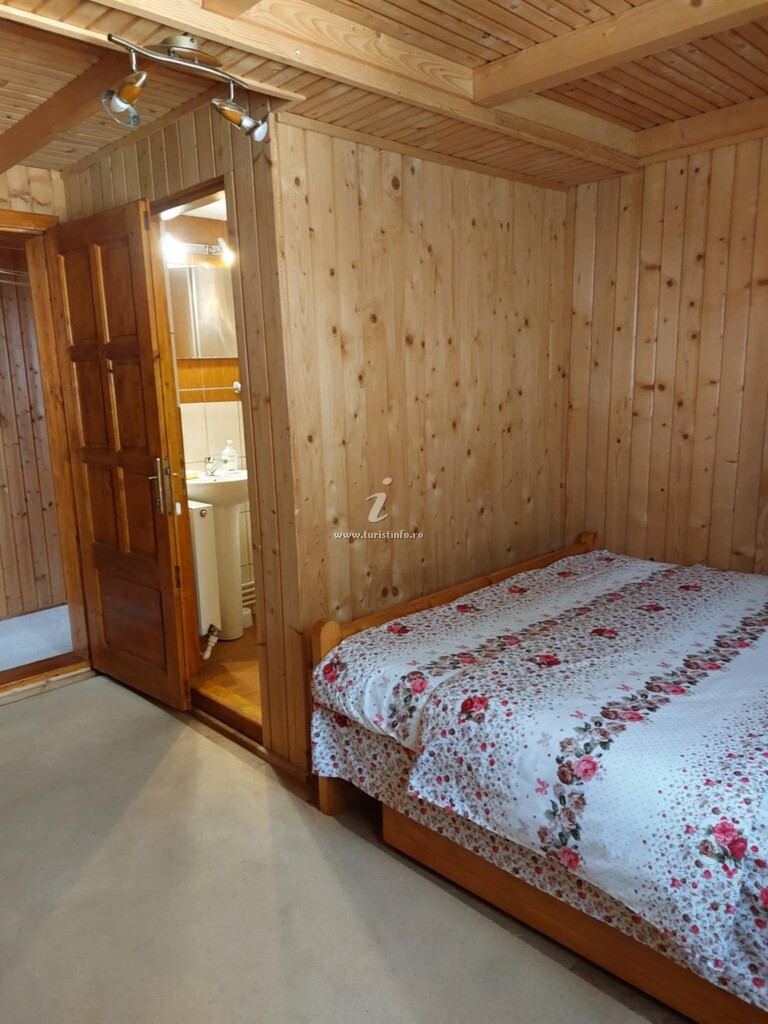Cabana Capra Neagră