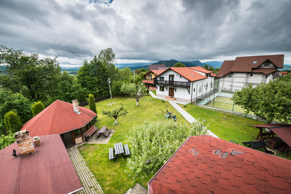 Pensiunea Bradul Înalt