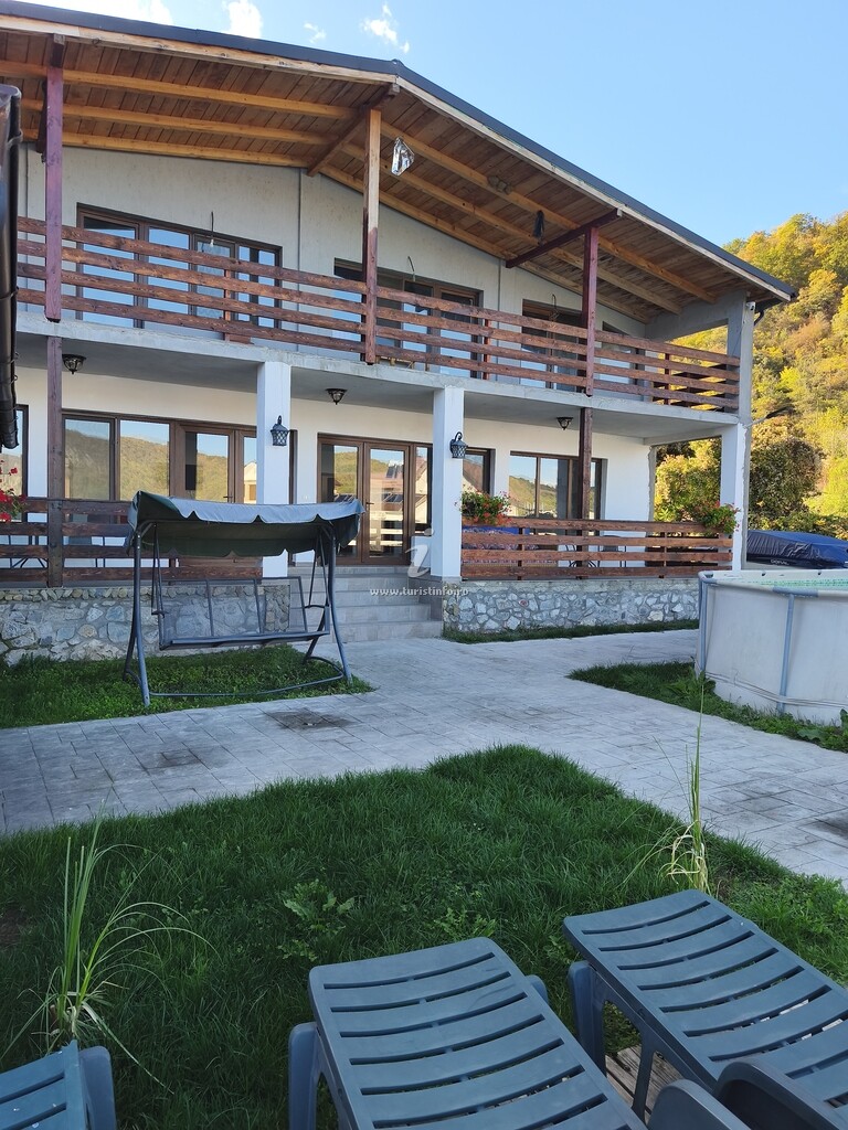 Vila Smeu