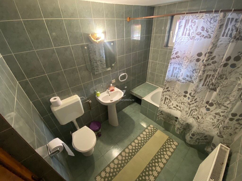 Casa La Doi Băieți
