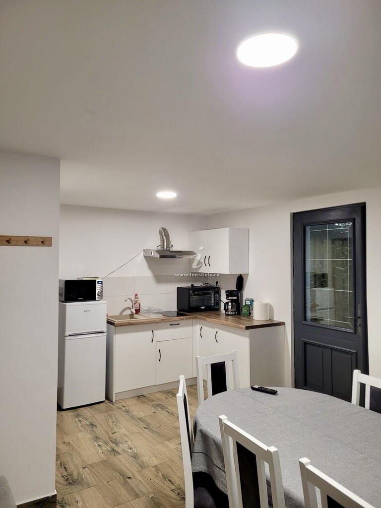 Cabana Nest