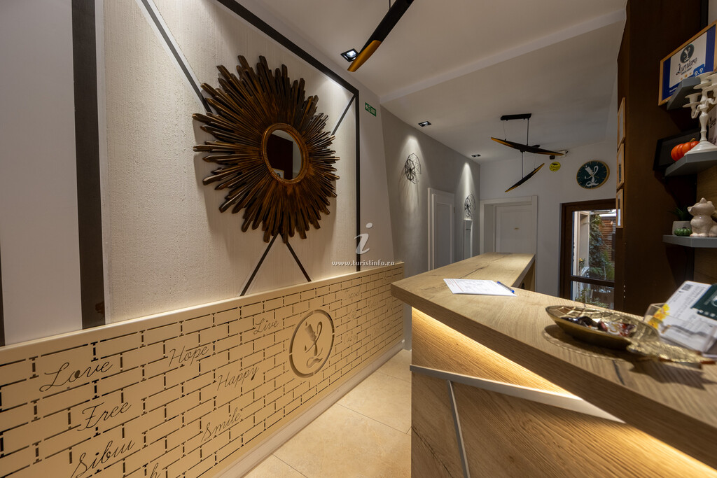 Camere de închiriat Lumiere House