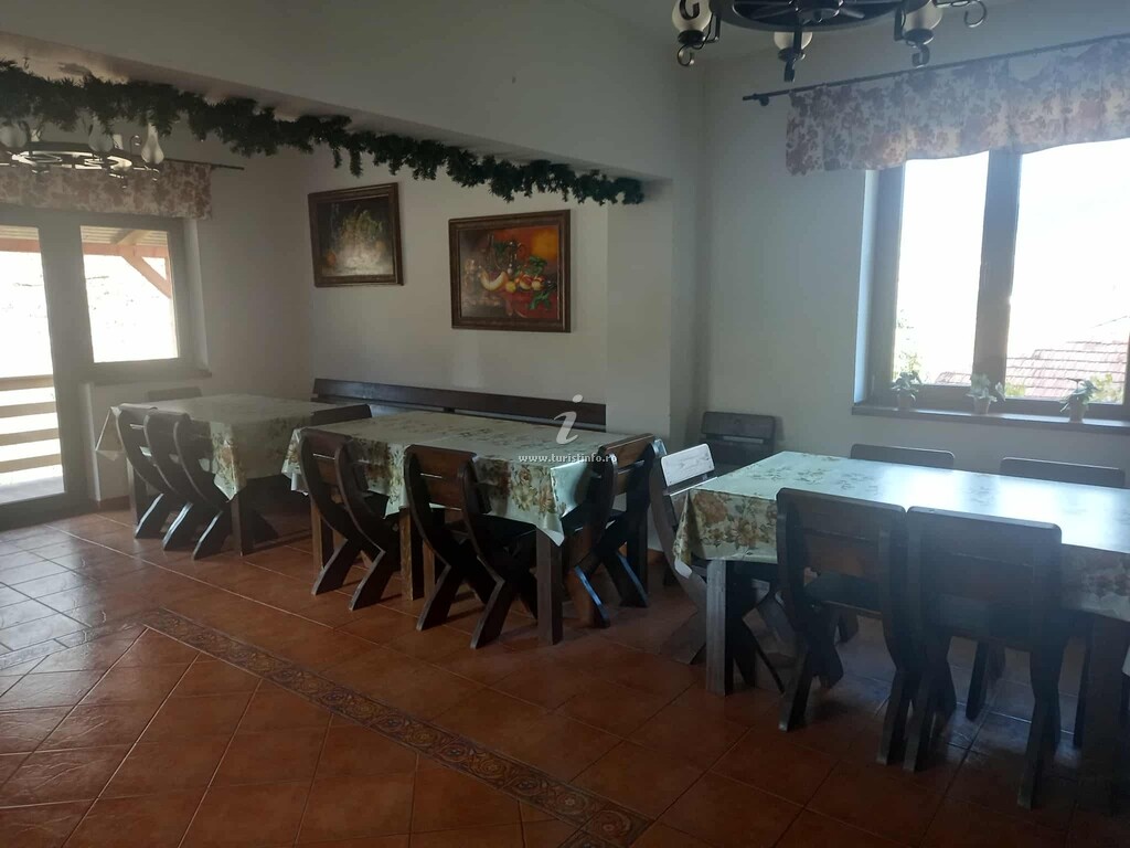Camere de închiriat Casa Luce