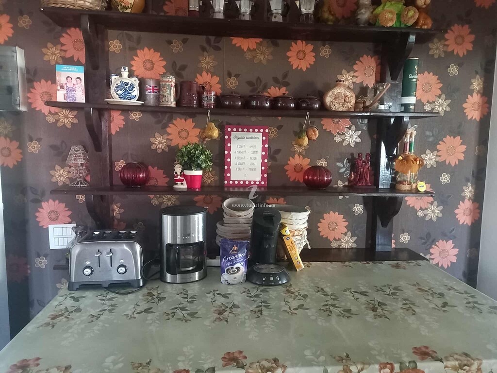 Camere de închiriat Casa Luce