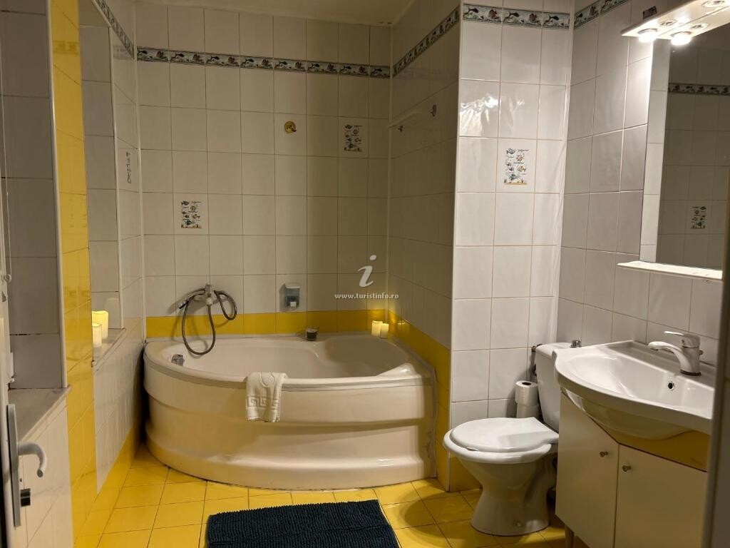 Camere de închiriat Ambra`s  Rooms