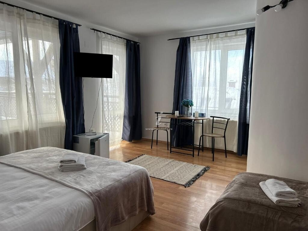 Camere de închiriat Ambra`s  Rooms
