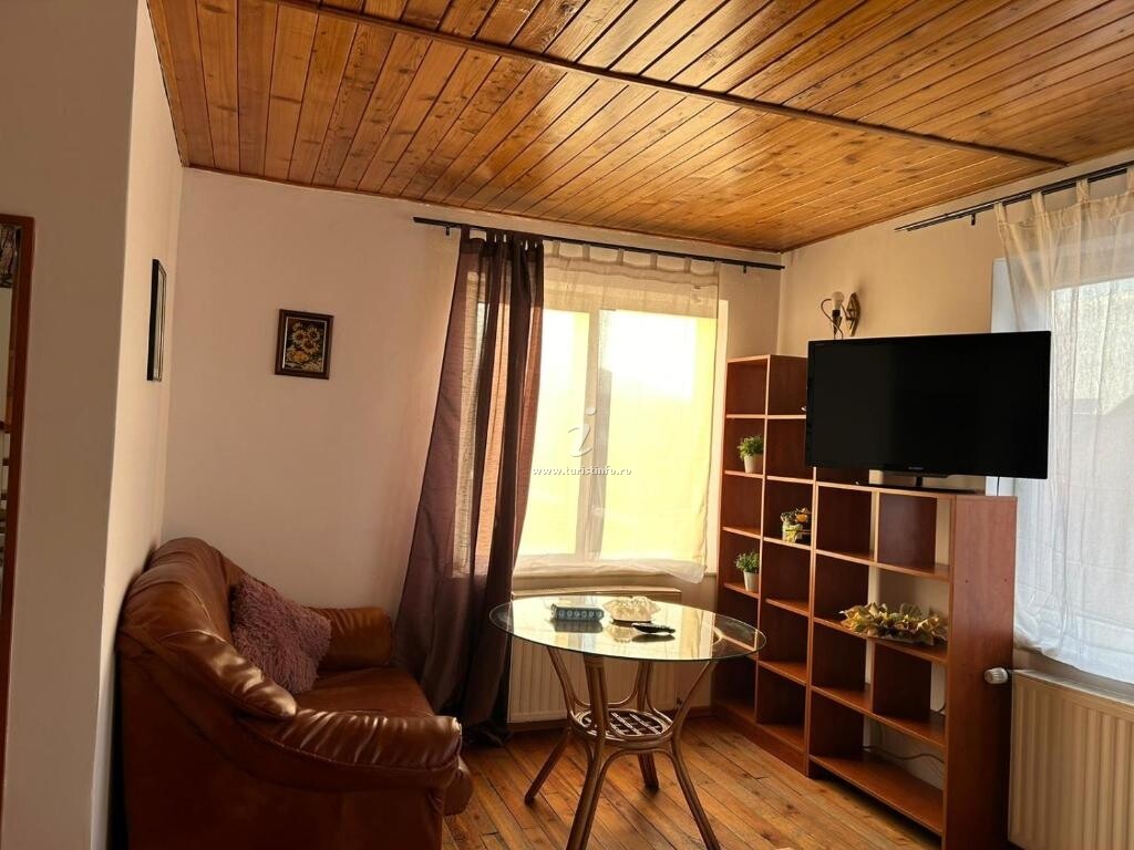 Camere de închiriat Ambra`s  Rooms
