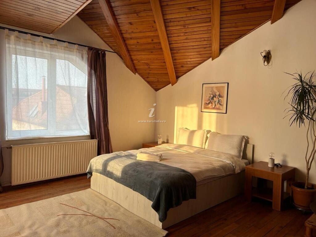 Camere de închiriat Ambra`s  Rooms