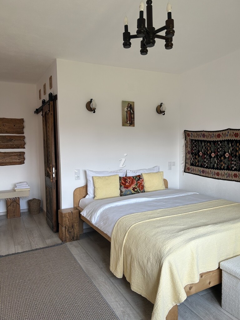 Cabana Muchia lui Gîrniță