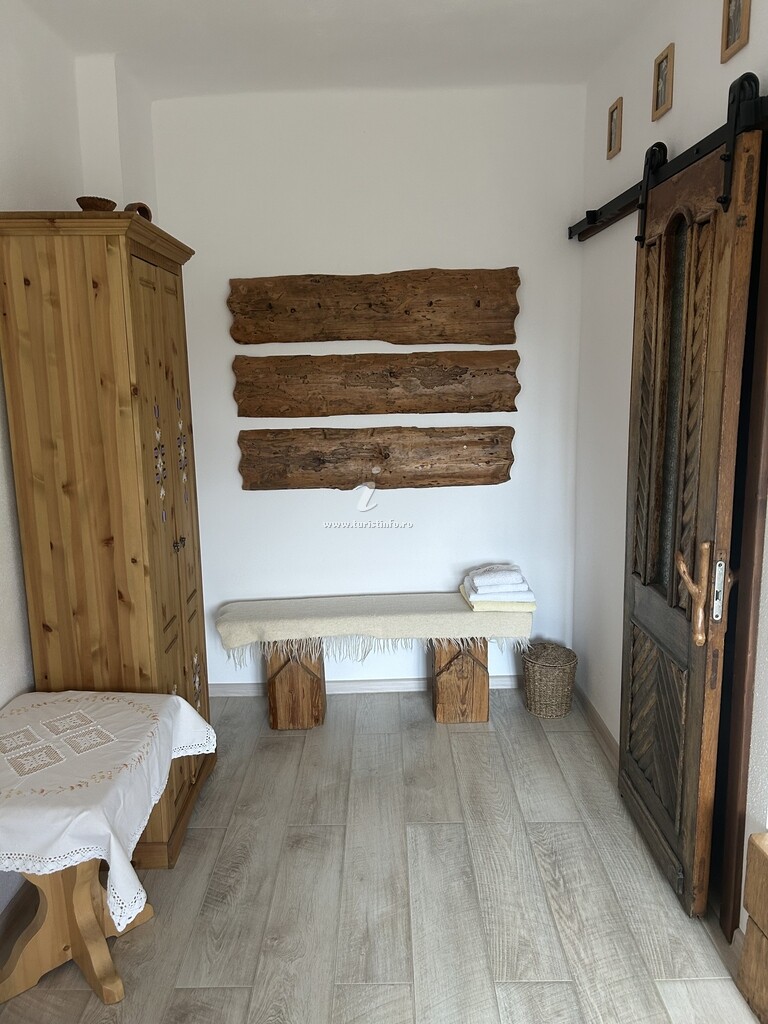 Cabana Muchia lui Gîrniță