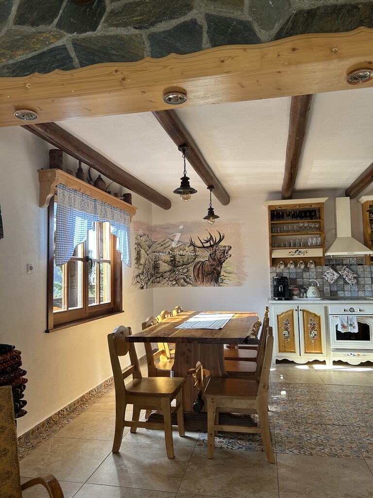 Cabana Muchia lui Gîrniță