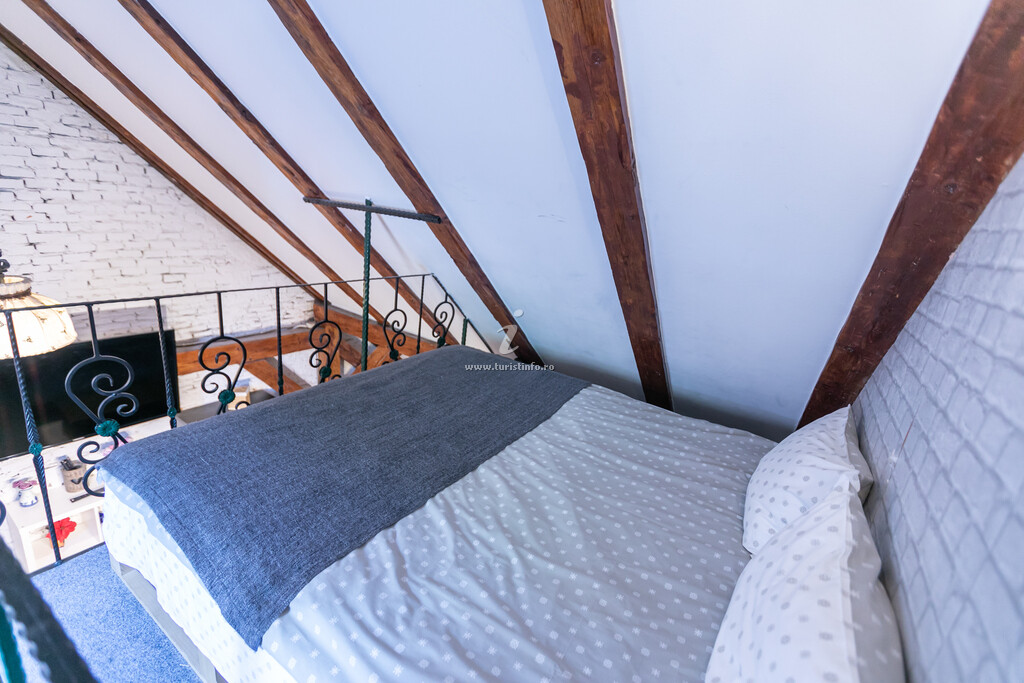 Apartament 4 Rooms Piața Sfatului