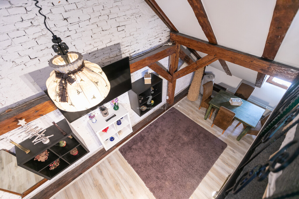 Apartament 4 Rooms Piața Sfatului