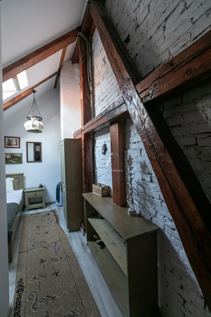 Apartament 4 Rooms Piața Sfatului