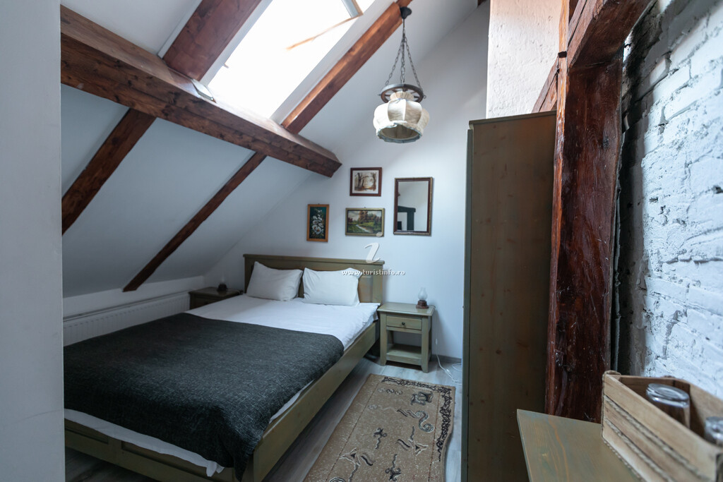 Apartament 4 Rooms Piața Sfatului