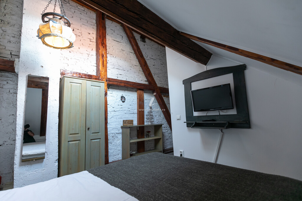 Apartament 4 Rooms Piața Sfatului