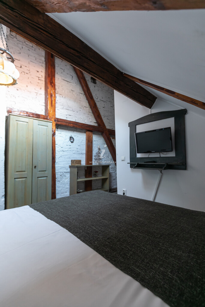 Apartament 4 Rooms Piața Sfatului