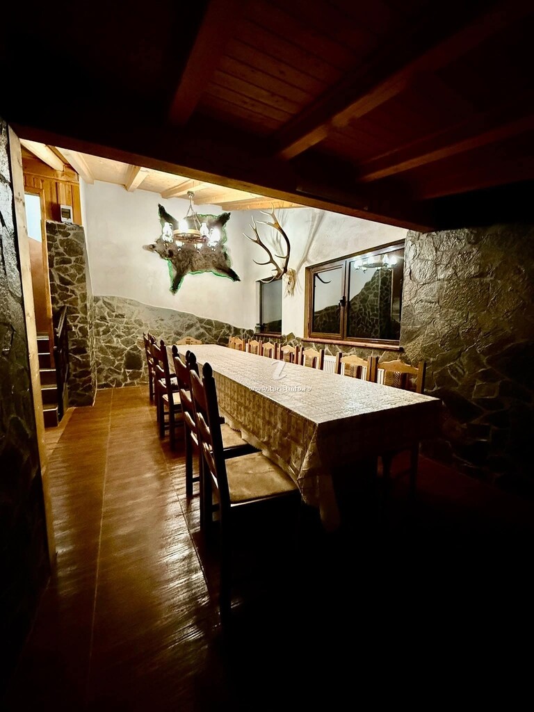 Pensiunea Casa de Lângă Pădure