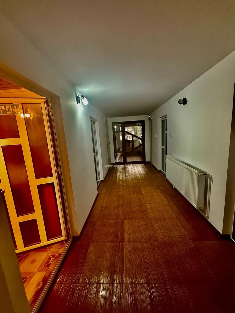 Pensiunea Casa de Lângă Pădure