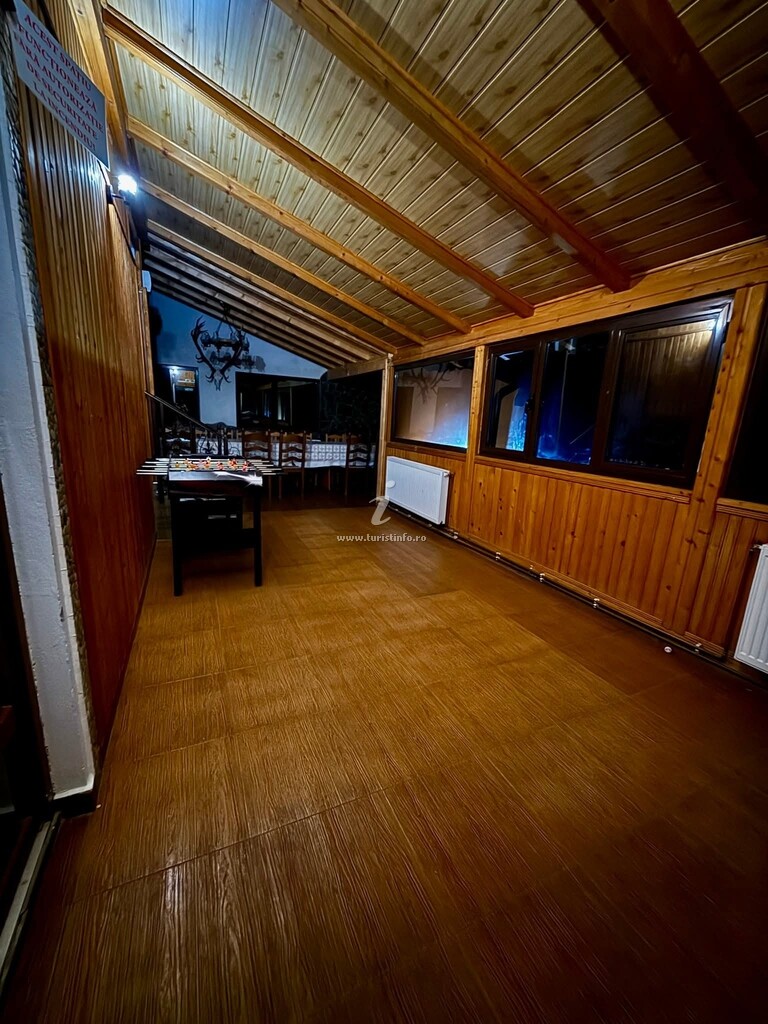 Pensiunea Casa de Lângă Pădure
