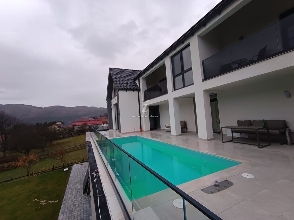 Casa Emirage Pool & SPA