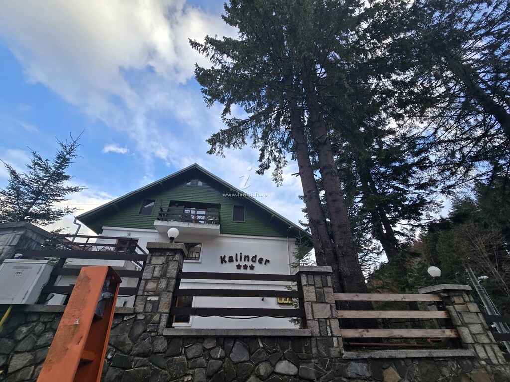 Pensiunea Kalinder Ski Chalet
