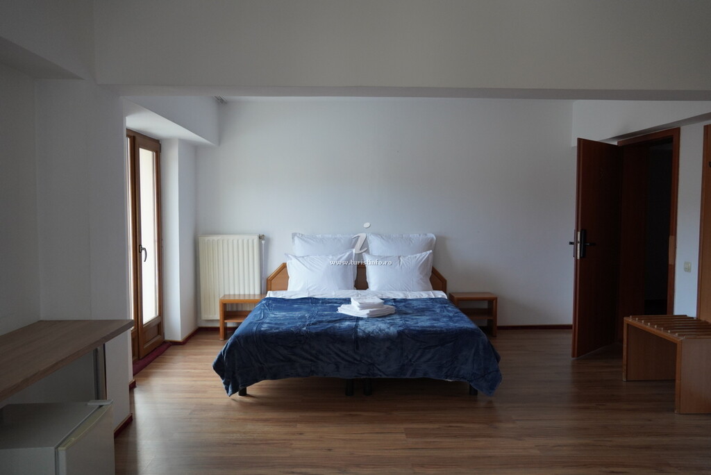Pensiunea Kalinder Ski Chalet