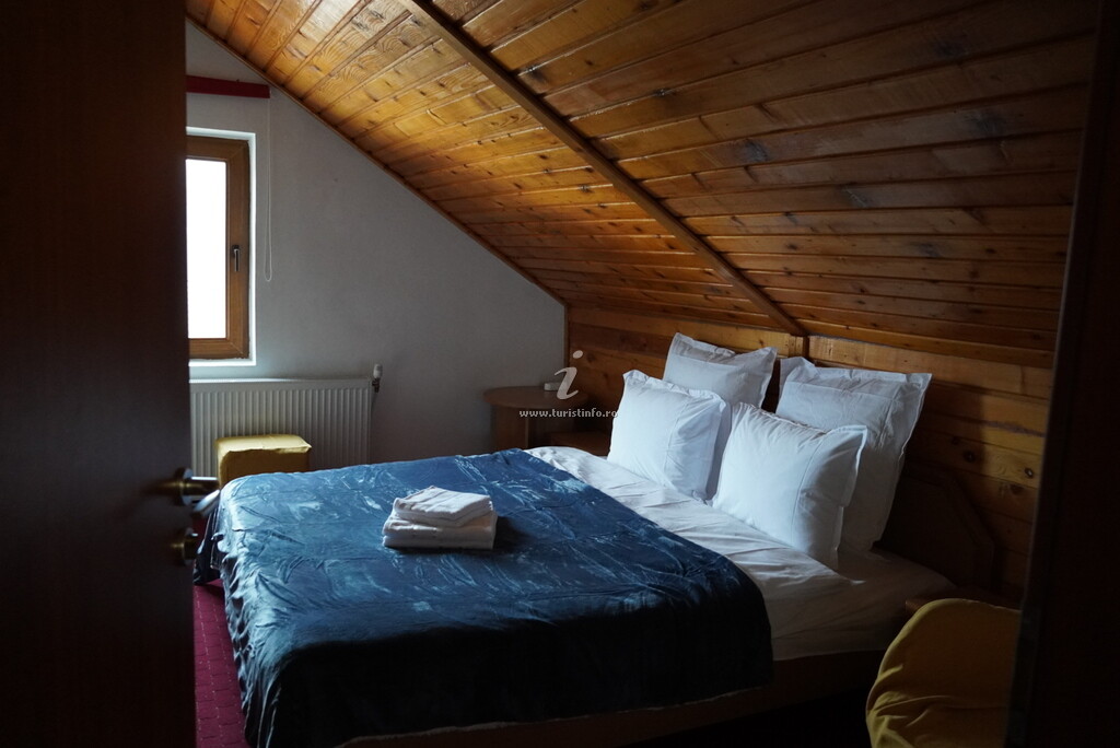 Pensiunea Kalinder Ski Chalet