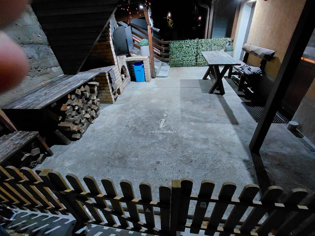 Camere de închiriat STARR
